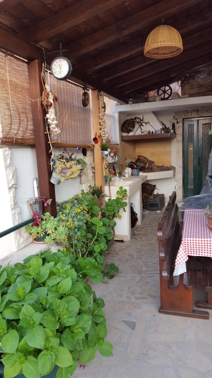 Apartmani Antunovic Podgora Exteriör bild