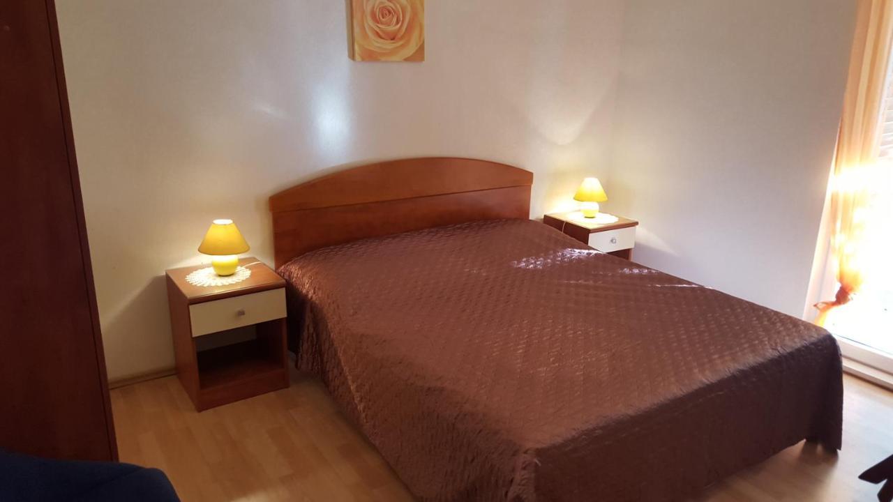 Apartmani Antunovic Podgora Exteriör bild