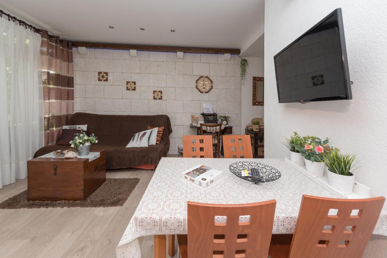 Apartmani Antunovic Podgora Exteriör bild