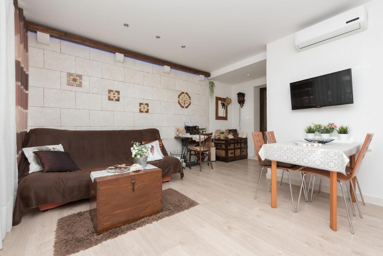 Apartmani Antunovic Podgora Exteriör bild